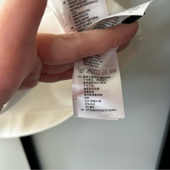 [6] H&M White Structured Short Sleeve Crop Top W/ Silver Jewel Embellishments - Picture 12 of 13